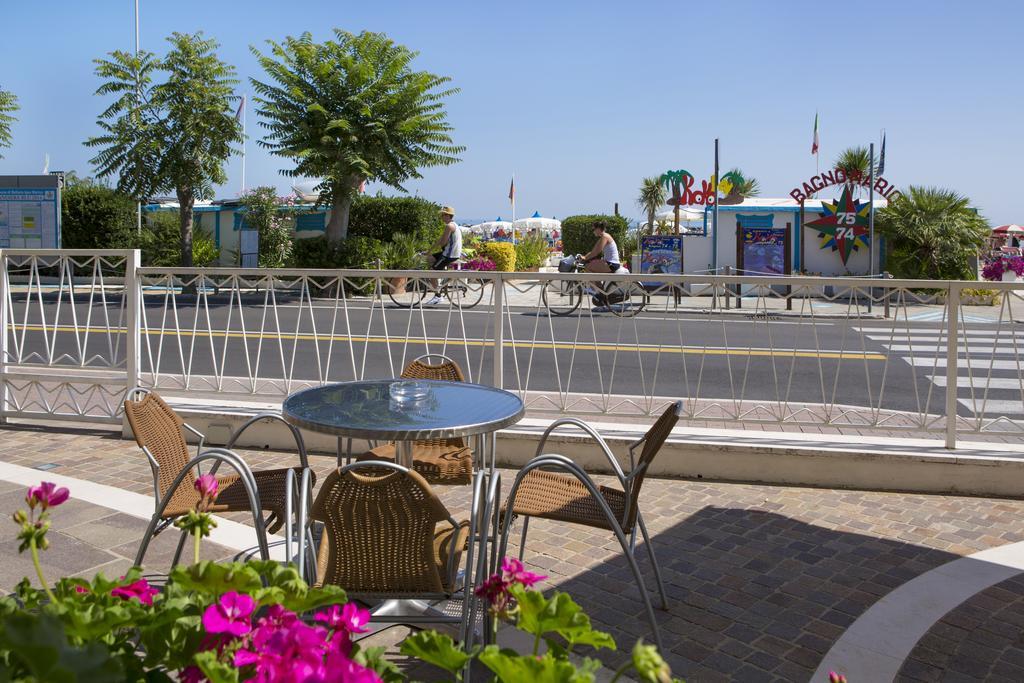Hotel Gorini Bellaria-Igea Marina Esterno foto