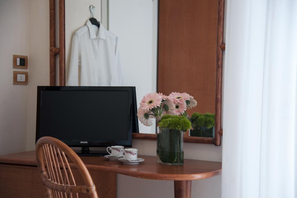 Hotel Gorini Bellaria-Igea Marina Esterno foto