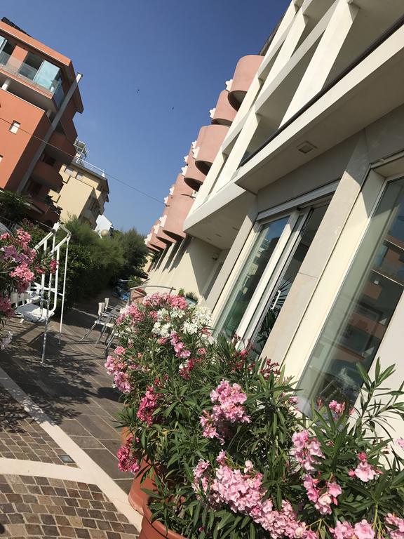 Hotel Gorini Bellaria-Igea Marina Esterno foto