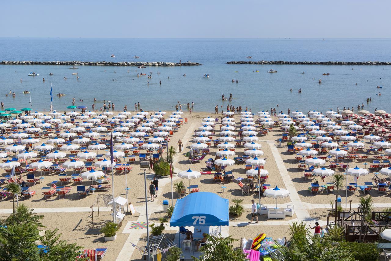 Hotel Gorini Bellaria-Igea Marina Esterno foto