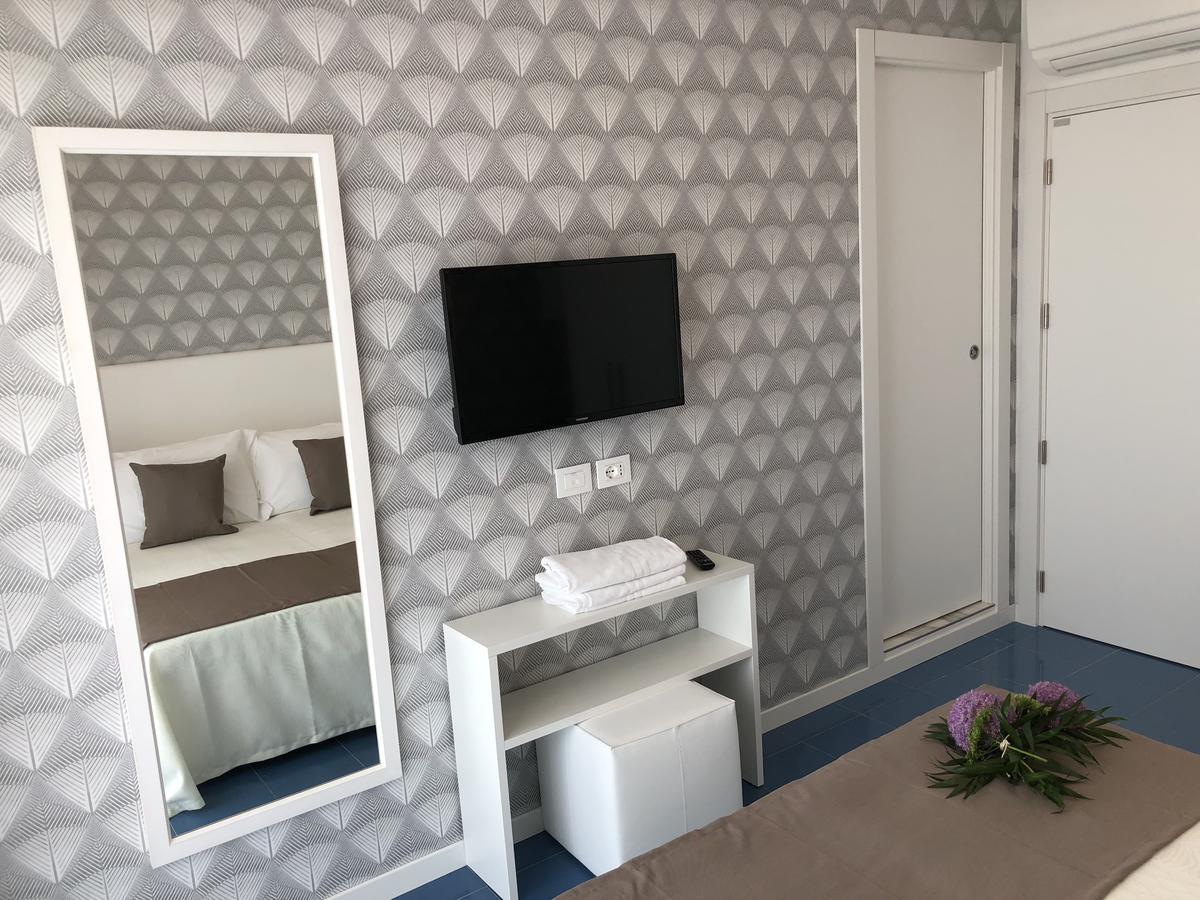 Hotel Gorini Bellaria-Igea Marina Esterno foto